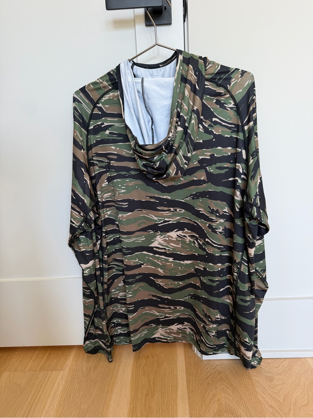 Tactical Distributors Tiger Shark Performance Sun Shirt X Large NWT - Picture 3 of 6